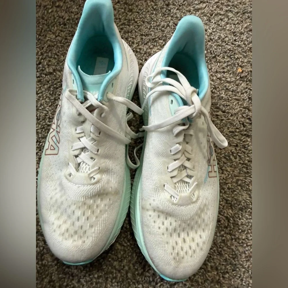Hoka mach 6 Women's White and Teal Athletic Shoes - Picture 2 of 5